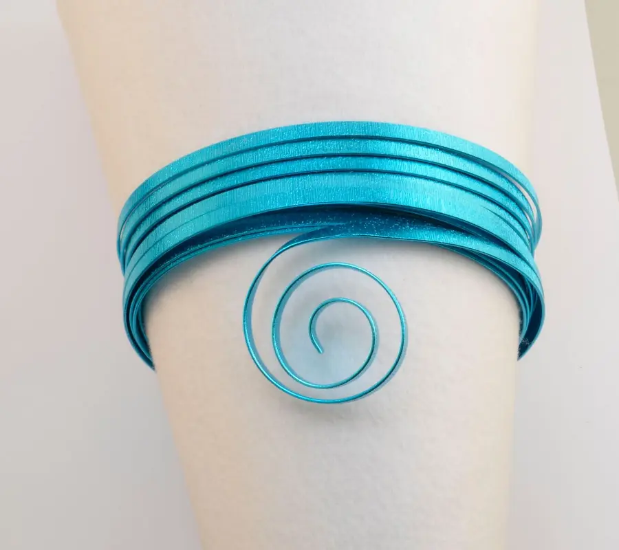 24244-012 Алюминиевая проволока плоская рельефная, 5м, цвет бирюзовый. Каталог товарів. Інструменти та фурнітура. Декоративний дріт