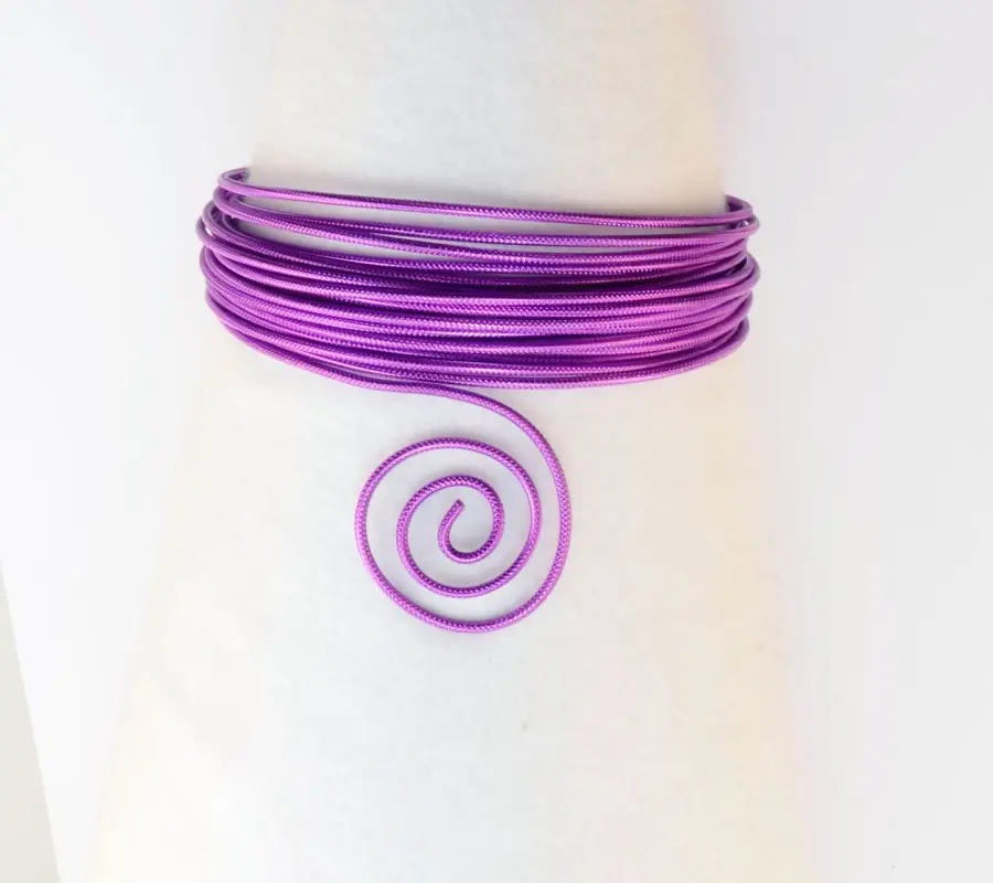 24242-014 Алюминиевая проволока круглая рельефная, 5м, цвет лиловый. Каталог товарів. Інструменти та фурнітура. Декоративний дріт